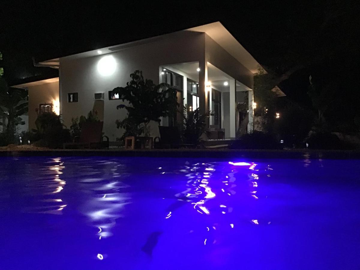 Bamboobeachvilla2 Ac New Oceanfront Pool Sunsetview Garden Kitchen Satellite Starlink Wi-Fi Dimiao 外观 照片